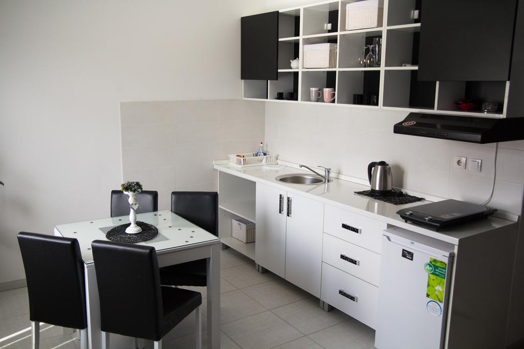 Airport Apartments Beograd Ngoại thất bức ảnh