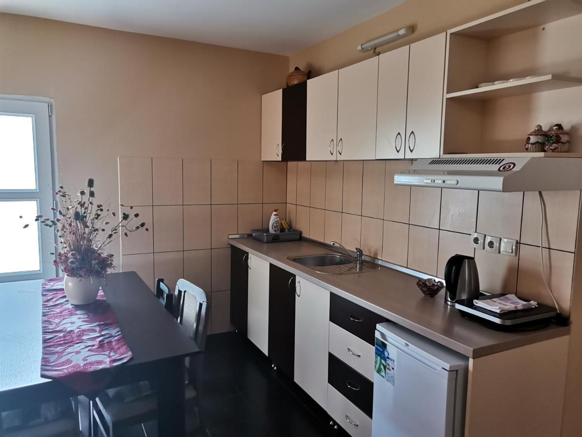 Airport Apartments Beograd Ngoại thất bức ảnh
