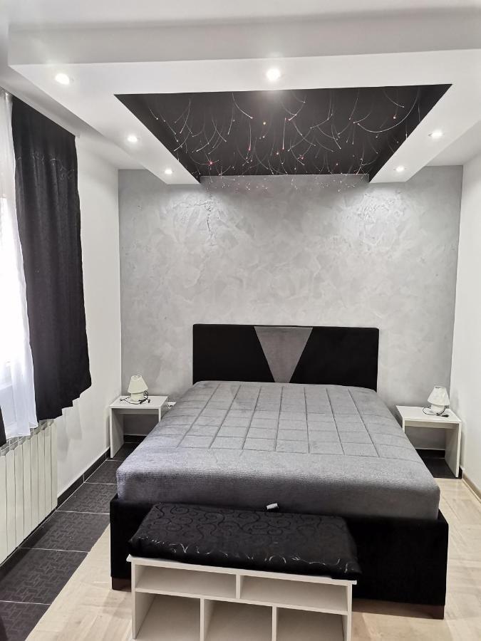 Airport Apartments Beograd Ngoại thất bức ảnh